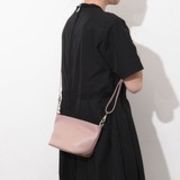 ★【COOCO】　レザー舟形ショルダーバッグ ポシェット 牛革 レザー 斜めがけ SALE