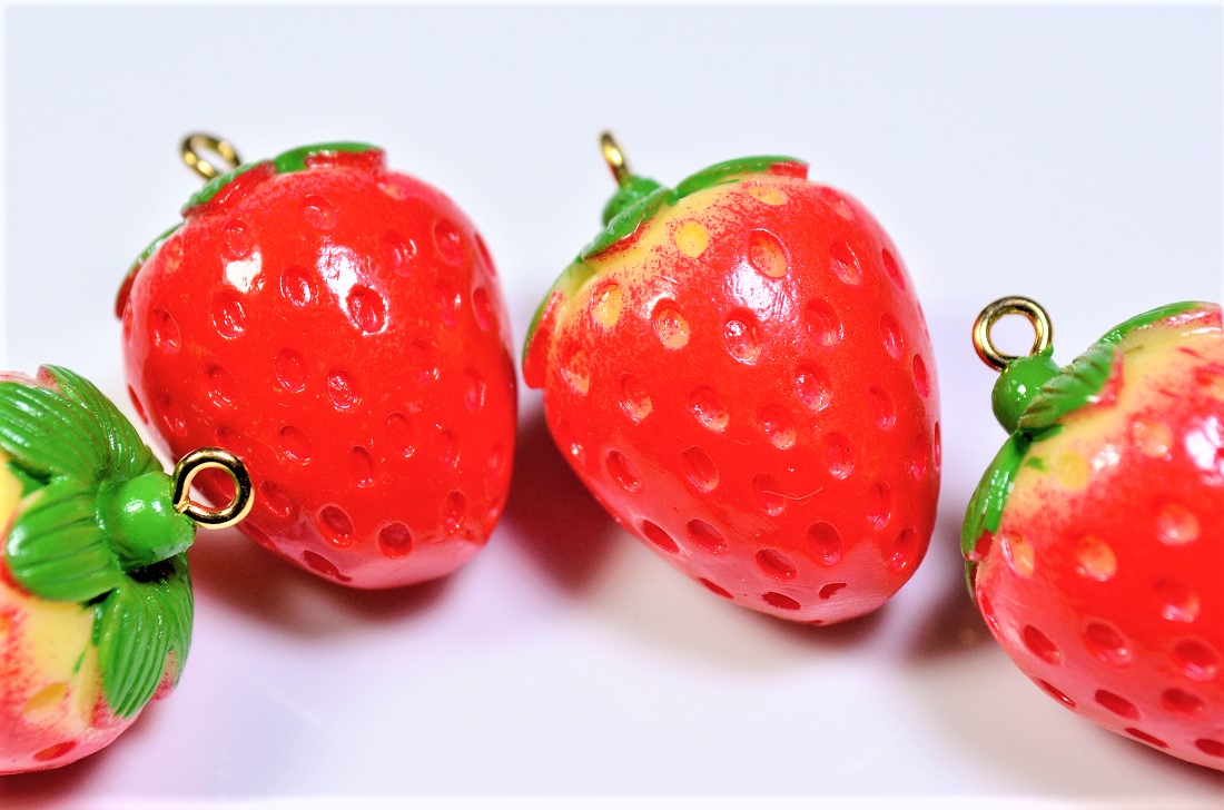 いちごの実ブローチ 苺 果実 フルーツ アンティークレトロ - 通販