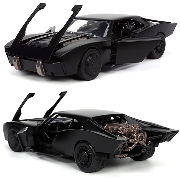 1:24 2022 THE BATMAN BATMOBILE W/BATMAN【バットモービル