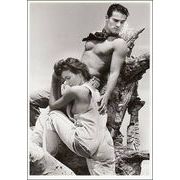 ポストカード モノクロ写真「ポーズをとる男性と女性」
