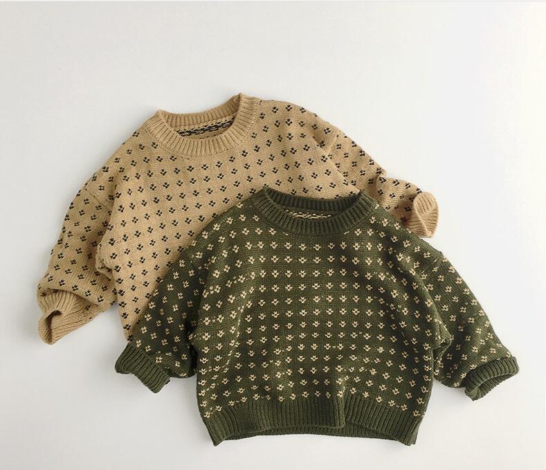 秋冬 新作 セーター潮流 韓国 子供服 小さい花 セーター 丸首 底セーター2色