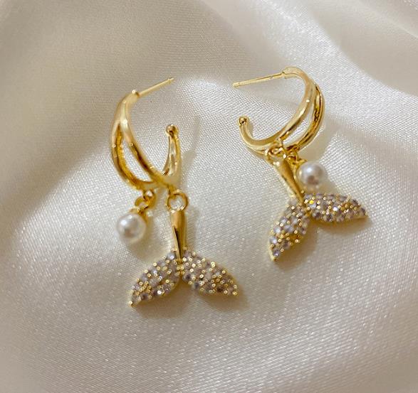 新作  イヤリング 耳飾り ピアス アクセサリー 真珠 レディース ファッション かわいい最高級鍍金