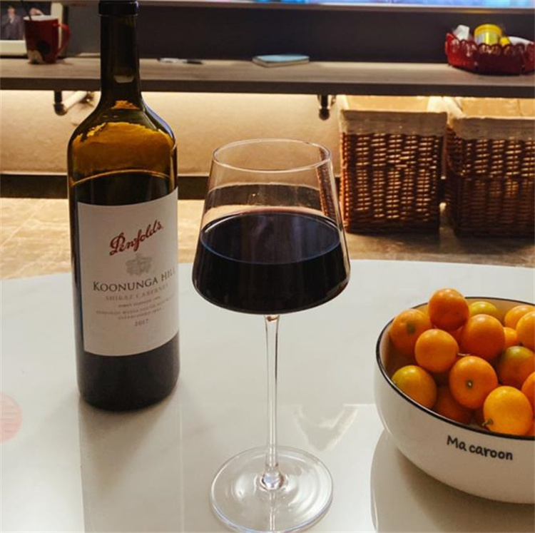 ブルゴーニュワイングラス クリスタル ハイフットグラス 個性 家庭用 ワイングラス 質感 プレゼント