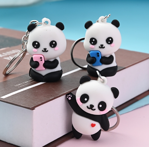 MCM キーホルダー バックチャーム パンダ MCM パンダ チャーム White