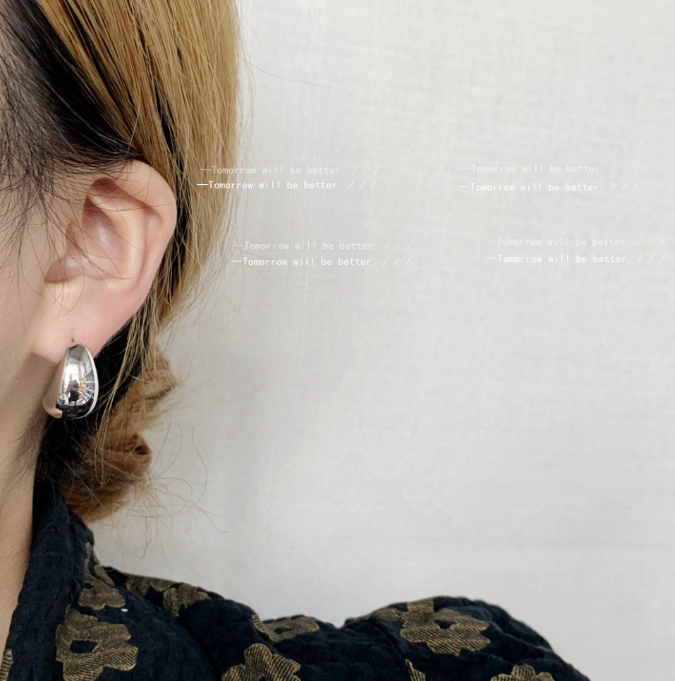 印象的な存在感を添える 耳飾り ピアス レディース INS風 アクセサリー おしゃれ 韓国ファッション