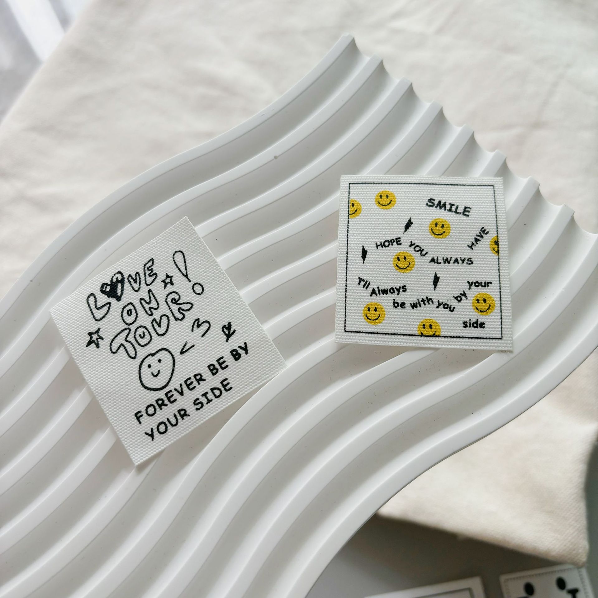 ハンドメイド用タグ ラベル 刺繍タグ ワッペン ラベル 手芸 縫製