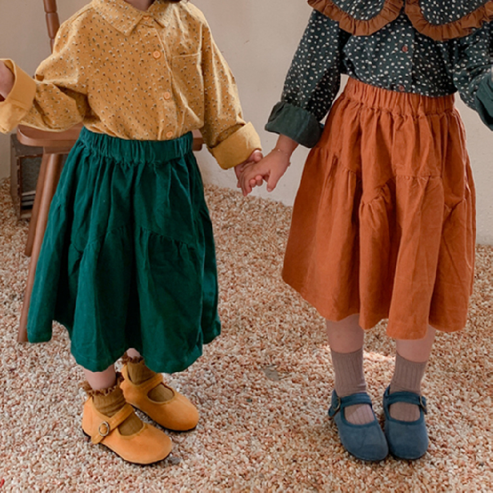 春と夏 かわいい無地のコーデュロイ Aラインスカート スカート 韓国の子供服
