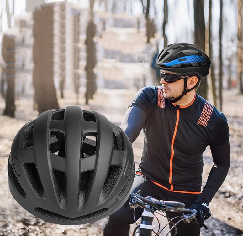 自転車ヘルメット 大人用ヘルメット 自転車用  男女兼用　4色