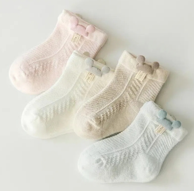 ins 新作 韓国風子供服   通気性がよい  靴下   子供靴下  赤ちゃん    ソックス  ベビー靴下  4色