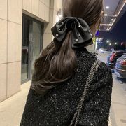 蝶結びシュシュ　リボンシュシュ　ヘアアクセサリー　レディース　デザイン　韓国風　髪飾り