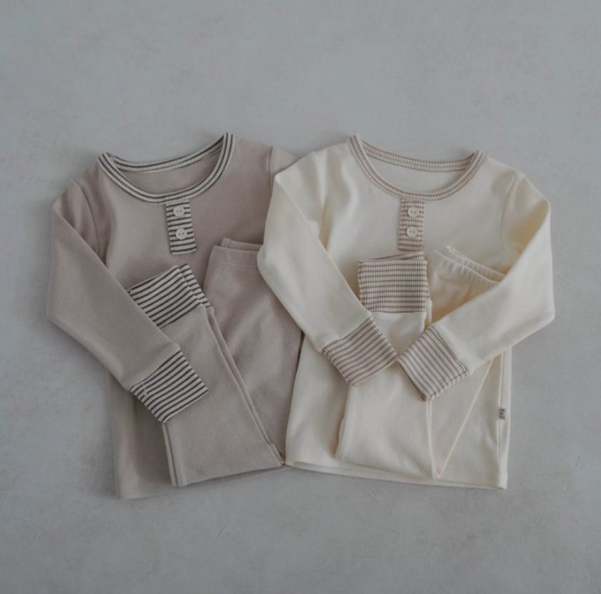 赤ちゃん    キッズ服     韓国風子供服    シャツ+パンツ    2点セット