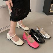 パンプス　レディースシューズ　靴　韓国ファッション　デザイン 　春夏　3.5cmヒール