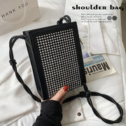 ショルダーバッグ