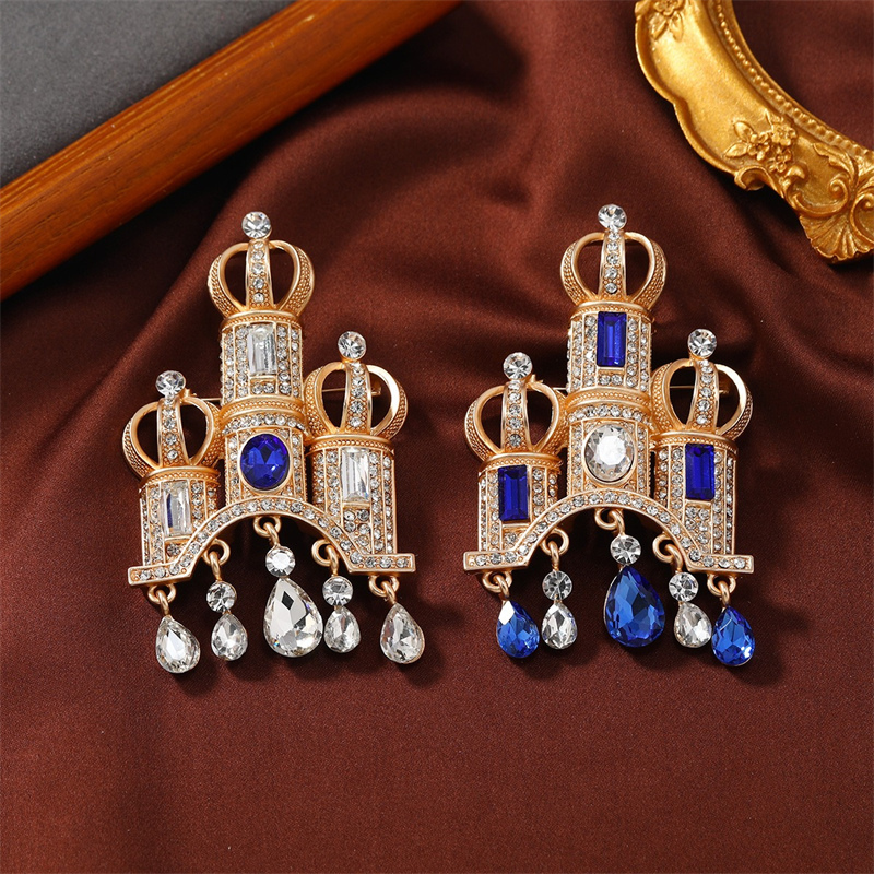 レトロなスタイル 宮殿城のブローチ 衣料品のブローチ ラインストーンのコサージュ