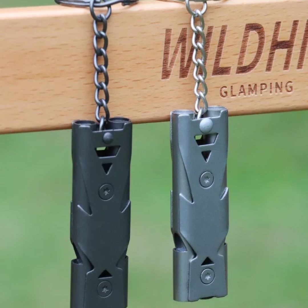 【予約商品納期約1ヶ月】熊よけ ホイッスル 120デシベル 笛 爆音 全2色 災害用 防犯 無人島