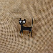 黒猫 ブローチ 金属 エナメル 猫のブローチピン  猫雑貨  猫関連のアクセサリー    ネコ