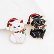 クリスマス猫 ブローチ かわいい 釉薬 動物 コサージュ