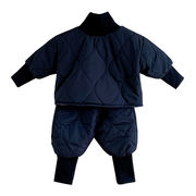 2024年秋冬子供服、男の子と女の子のキルティングとベルベットの厚いツーピーススーツ