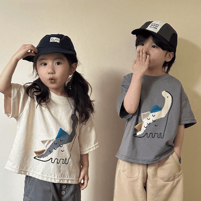 韓国風子供服 姉妹兄弟コーデ 2024春夏 ユニセックス子供服 恐竜 Tシャツ トップス 80-150cm 2色