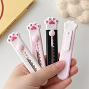 猫の爪　格納式ボックスカッター   カッターナイフ  ペーパーナイフ  文房具　ユーティリティナイフ