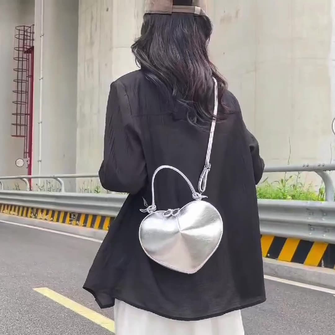 ハートバッグ　ショルダーバッグ　レオパート　ハンドバッグ　韓国バッグ