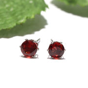 ピアス　ガーネット　約4mm　突き刺し型　ステンレス　シルバー　日本製