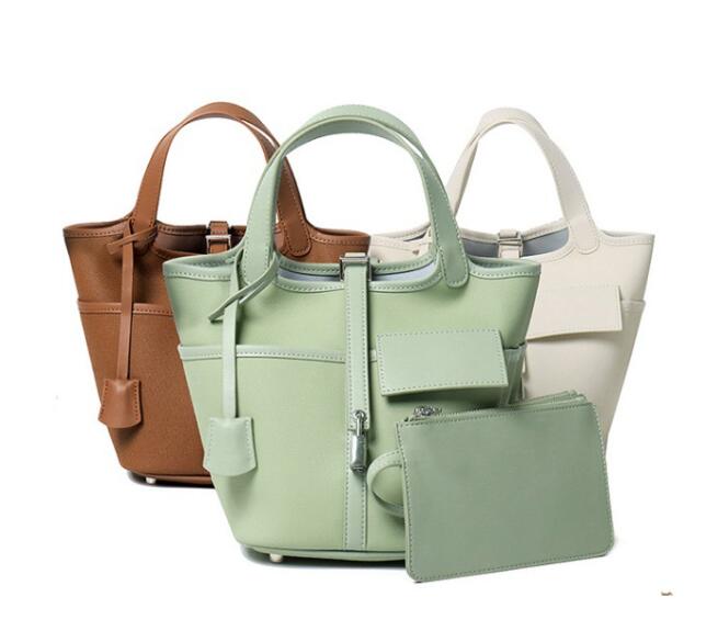 ウッドハンドルストローバッグ メッシュ ブラウン 人気 海外 大きい