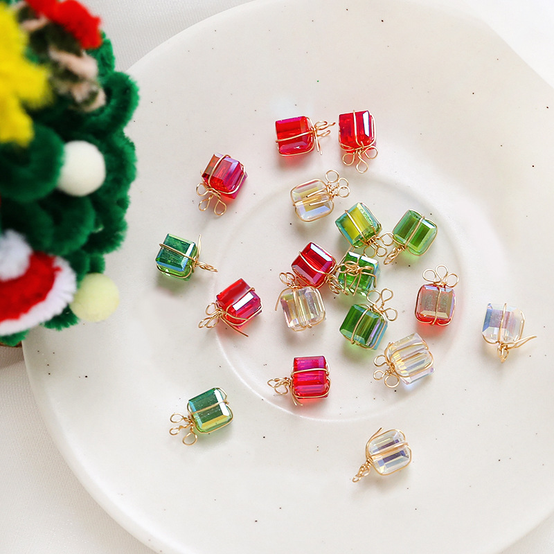 クリスマス ギフト デコパーツ ビーズ 資材 プレゼント アクセサリーパーツ ハンドメイド 卸 手芸チャーム