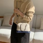 ショルダーバッグ　バイカラー　韓国ファッション　デザイン