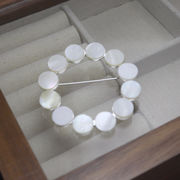 ブローチ　アクセサリー　ビンテージ　デザイン　ファッション