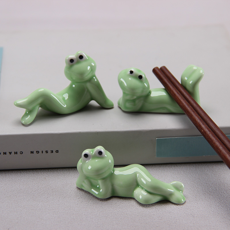 カエル 箸置き セラミック 和食器  カエル箸枕 手工芸品  箸ホルダー カエル雑貨 カエル置物 蛙箸おき 箸台