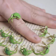 カエルリング  男女 兼用オープンリング  カエルアクセサリー   蛙 カエル 指輪 カエル雑貨 カエルモチーフ