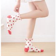 いちご柄 靴下 レディースソックス 綿の靴下 いちごの雑貨 秋冬厚手の靴下 春と秋ソックス いちごの靴下