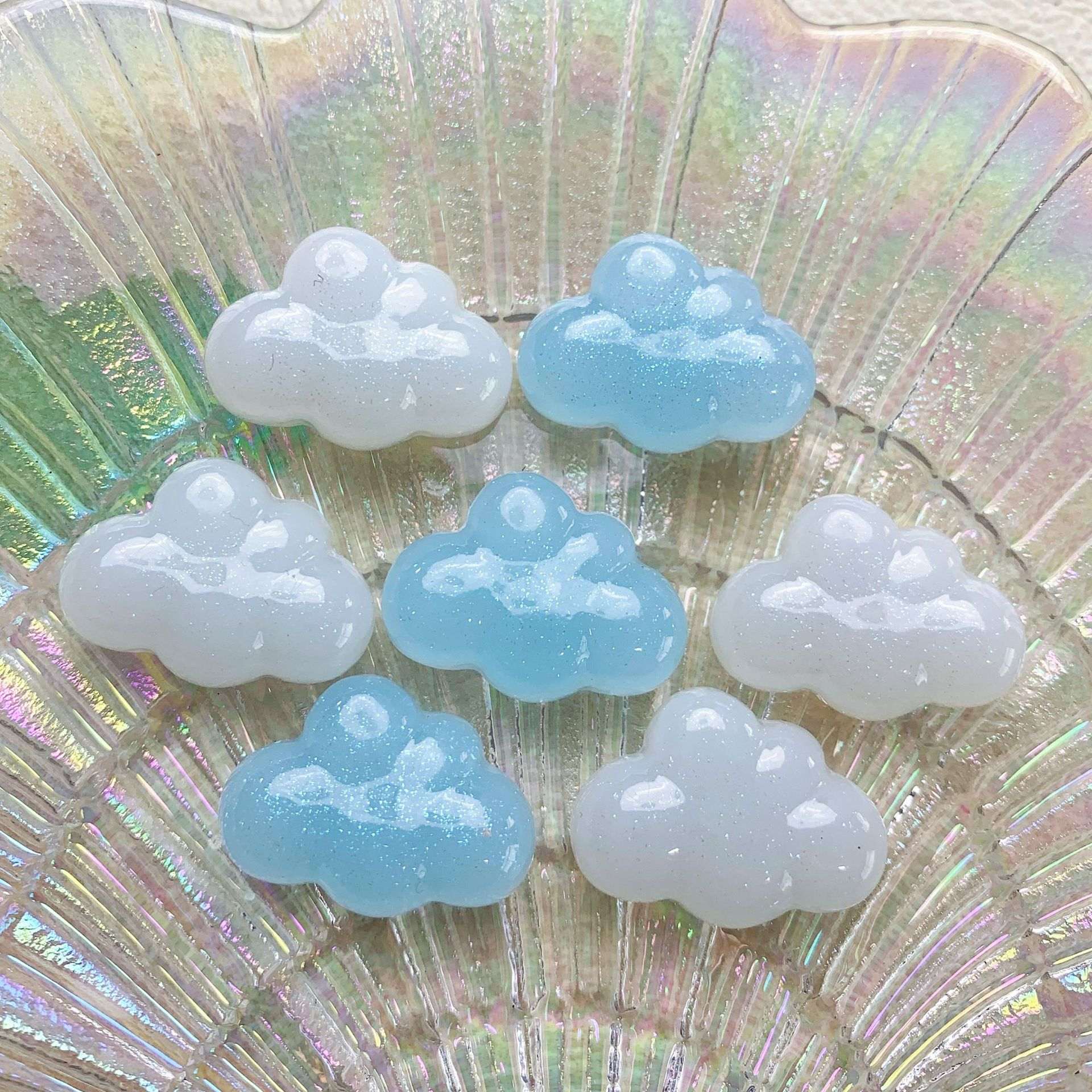 くも 雲 空 透明感 パステルカラー 樹脂パーツ デコパーツ DIYパーツ 手芸 ハンドメイド ドールハウス