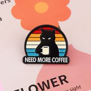 黒猫とコーヒーブローチ  バッジ ブローチ ラペルピン ねこ ネコ NEED MORE COFFEE コーヒー雑貨