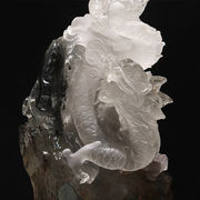 【一点物】　彫り物　ガーデンクォーツ　龍　ブラジル産　台付き