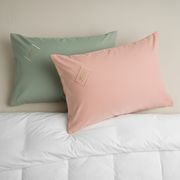 日本製　刺繍入りピローケース　封筒式　枕サイズ43×63cm用