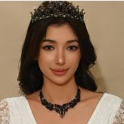 花嫁用 ティアラ3点セット ネックレス＆ピアス付き 欧米風 豪華でエレガントなウェディングアクセサリー