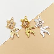 3色 立体 金魚　チャーム　金魚 ペンダント  DIYアクセサリーパーツ  ジュエリーパーツ 金魚雑貨