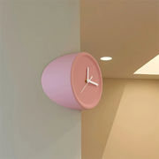 当店のおすすめ 手間いらずの簡単設置でドリル穴あけ不要 コーナーにも置ける壁掛け時計