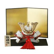 ★端午の節句を飾る★ 縁起の良い五月人形【錦彩　兜飾り】