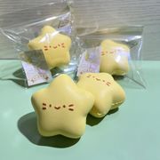ソフトでしっとりした幸運の星 スクイーズトイ、かわいい高品質ストレス解消玩具