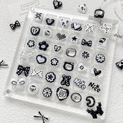 メタルビーズ モノトーン アクセサリーパーツ ブラック ホワイト DIY資材 ピアス 雑貨 デコパーツ 星 蝶