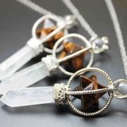 ペンデュラム　タイガーアイ　水晶　マカバスター入り　振り子　ダウジング