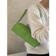 ショルダーバッグ　ミニバッグ　デイリー　韓国バッグ　レトロ