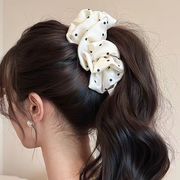ヘアアクセサリー　韓国ファッション