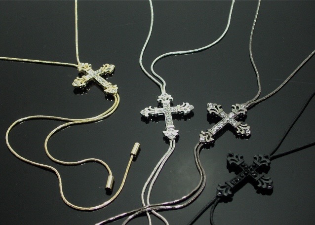 【５０％オフ対象商品】ゴシッククロスYスタイルネックレス 十字架 ロザリオ