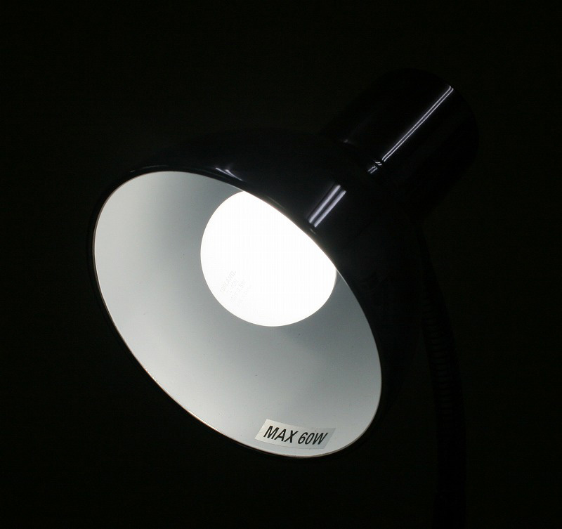 電球型LEDランプ昼白色LDA5N-H 口金E26 TL-40N