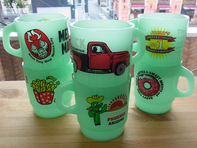 アンティークグラス風プラスティックマグ【Milky Ctacking Mug Cup】