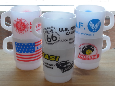 アンティークグラス風プラスティックマグ【Milky Ctacking Mug Cup】